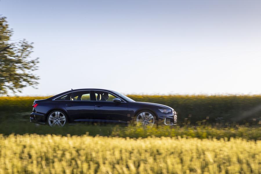  Audi S6 Sedan TDI (C8) 2019 года  (WW) (фото 32 из 69)